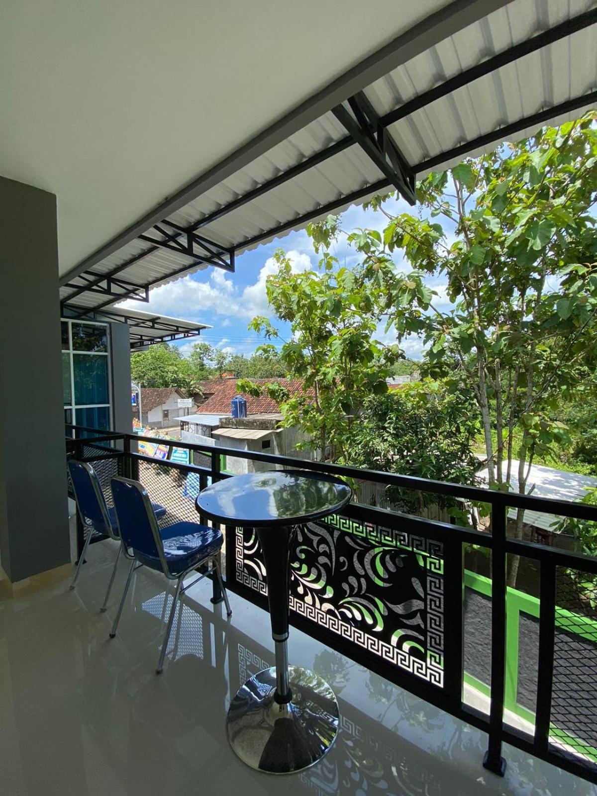 Wisma Hn Selang Bagian luar foto