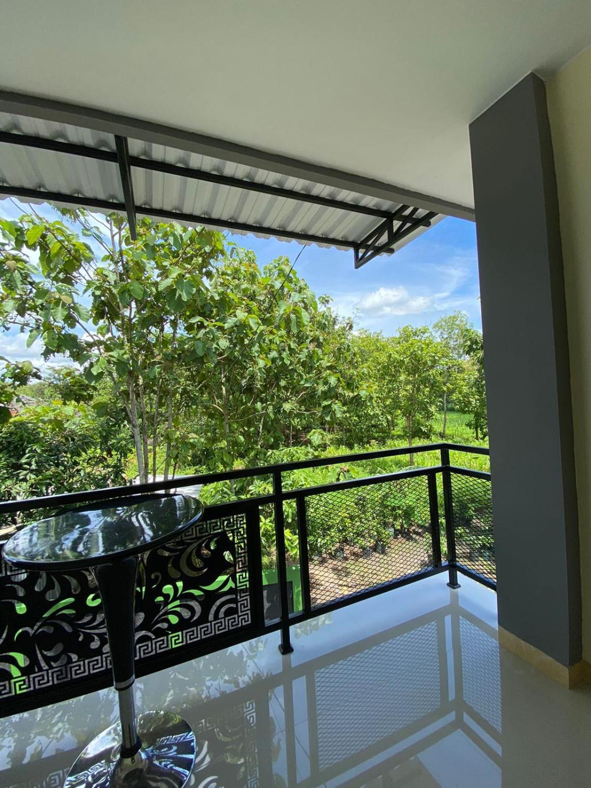Wisma Hn Selang Bagian luar foto